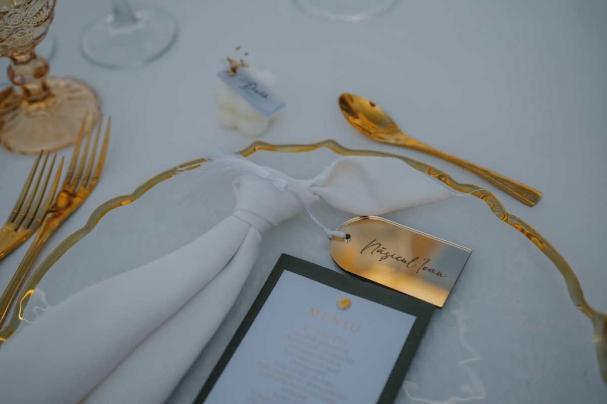 e594e1ff-f0a0-4c6e-be57-3d930e69e53f